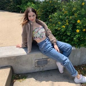 Meet your Posher, Sara